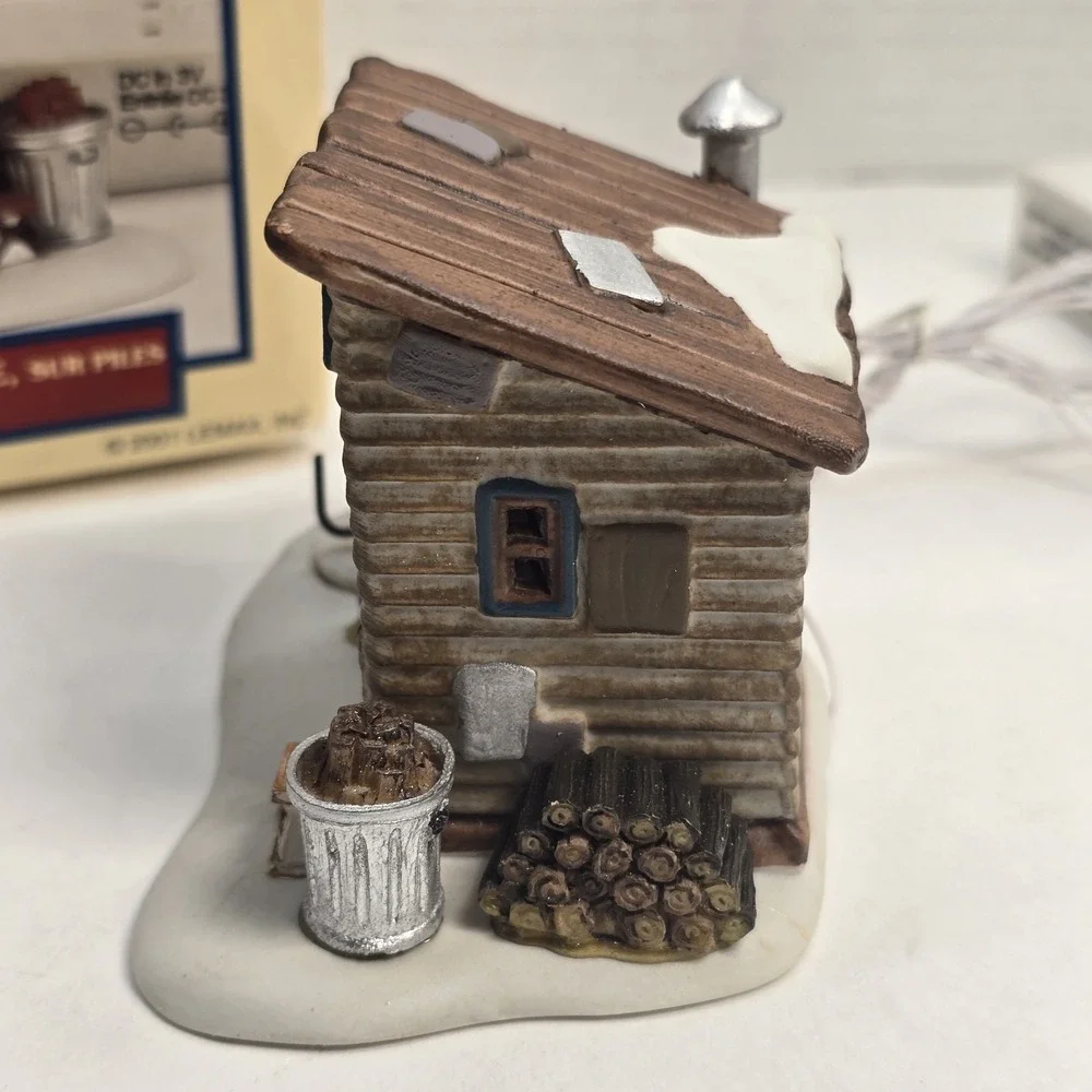 LEMAX Enchanted Forest ICY PERCH Poly-Resin‎ Christmas Village Accessories Decor